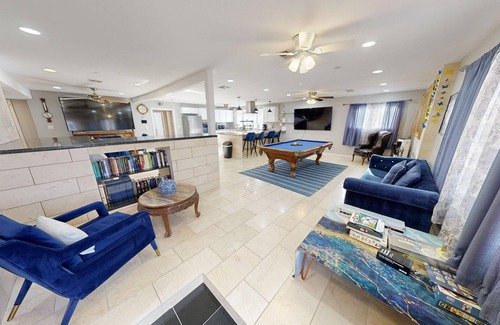 Quail Estates West House | Spacious 4-bedroom house in phenomenal Las Vegas with WiFi, AC