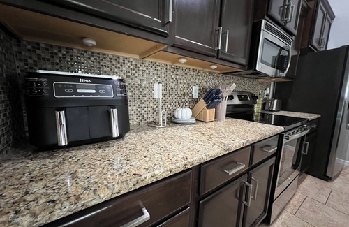 Carlsbad House | Spacious 4-bedroom house in charming Carlsbad with WiFi and AC