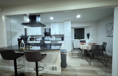 Buckner Terrace - Everglade Park House | Spacious 4-bedroom house in charming Dallas with AC, WiFi