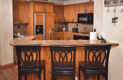 Beaver Creek Condo | Spacious 4 Bedroom + Loft 4.5Ba Condo- Ski in/out