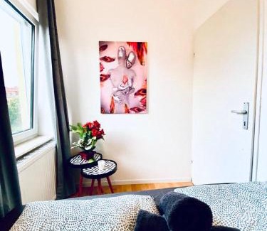 Liesing Apartment | Spacious 4-Bedroom Shared Apartment for Big Groups