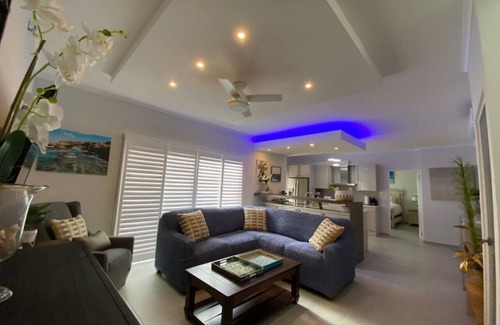 Gold Coast Apartment | Spacious 4BR Condo in Prestigious Resort at Oro 1 by Bocobay