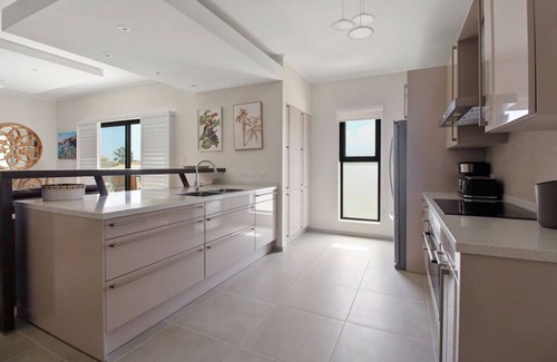 Gold Coast Apartment | Spacious 4BR Condo in Prestigious Resort at Oro 1 by Bocobay