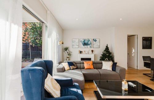 Brighton East House | Spacious 4BR Designer Home in Prime Brighton East