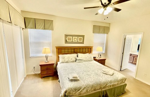 Port Aransas Villa | Spacious 4BR Family Home near Theme Parks Outlets