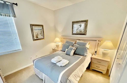 Port Aransas Villa | Spacious 4BR Family Home near Theme Parks Outlets