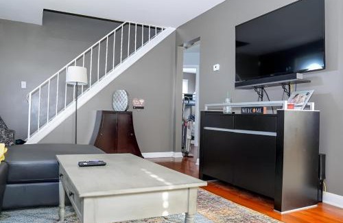 Columbus House | Spacious 4BR Family-Friendly Home, 5 Mins to Dining