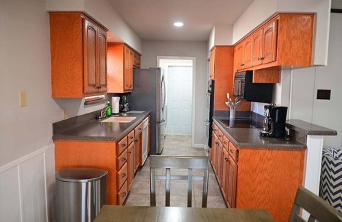 Universal City House | Spacious 4BR Furnished Stay Near Randolph AFB Fast Wi-Fi W/D San Antonio