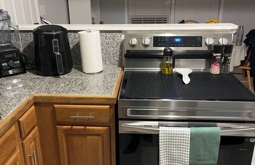 Columbus House | Spacious 4BR Home – Family-Friendly & Great for Work Trips
