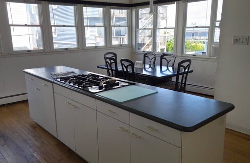 Atlantic City House | Spacious 5-bd Beach House with amazing Ocean View in enjoyable Atlantic City