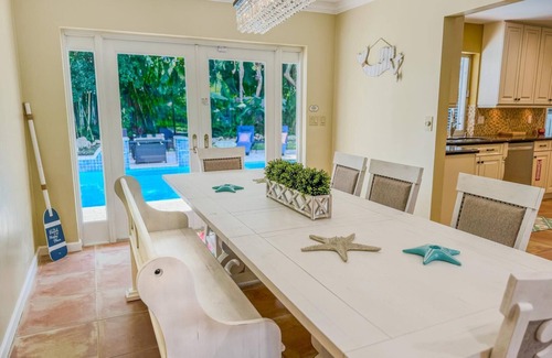 Imperial Point House | Spacious 5-bedroom house in brilliant Fort Lauderdale with WiFi, AC