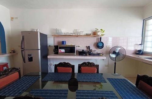 Chichen Itza - Valladolid House | Spacious 5-bedroom house in wonderful Valladolid with AC, WiFi