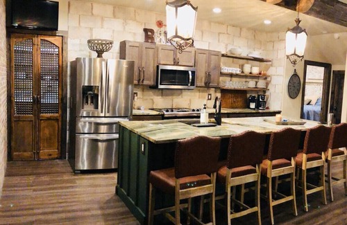 Leakey House | Spacious 5-bedroom house in serene Leakey with gorgeous views!