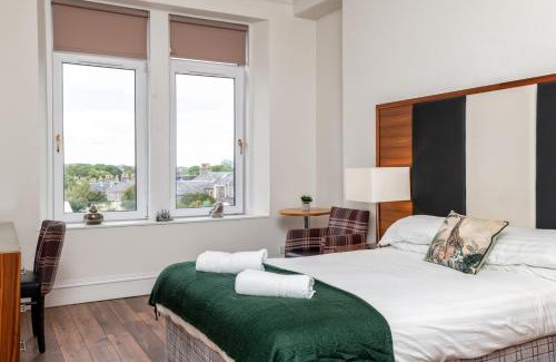 Central Aberdeen Apartment | Spacious 5-Bedroom Townhouse in the West-End