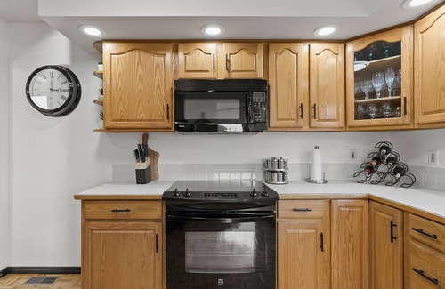 Spokane House | Spacious 5bedroom house with beautiful views of Spokane River & centennial trail