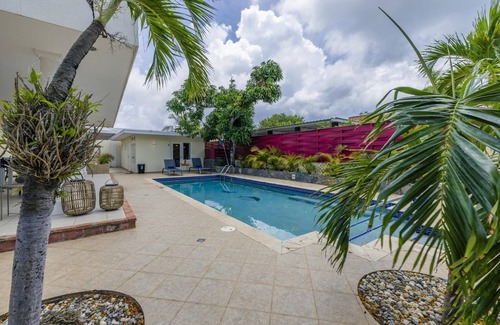 Oranjestad Villa | Spacious 5BR4.5BA w/Pool @ DownTown I Close2Beach