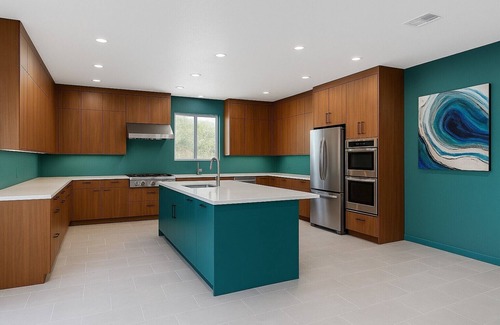 North Las Vegas House | Spacious 8-bedroom house in lovely North Las Vegas with WiFi, AC