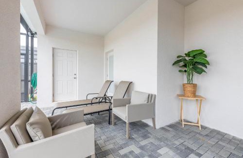 Four Corners House | Spacious 8-Bedroom Home in Clermont