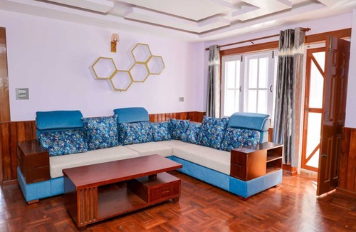 Kathmandu Apartment | Spacious 9-bedroom apartment in delightful Kathmandu with AC