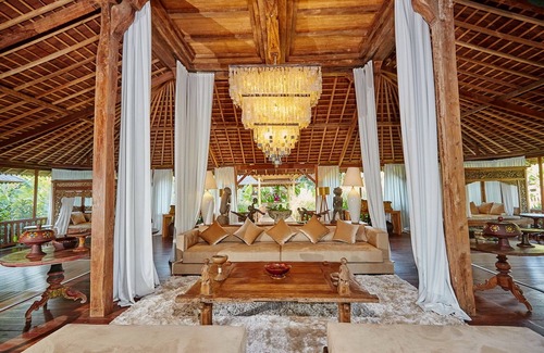 Banjar Semer Villa | SPACIOUS 9BR Villa, Canggu - W/Swimming Pool!
