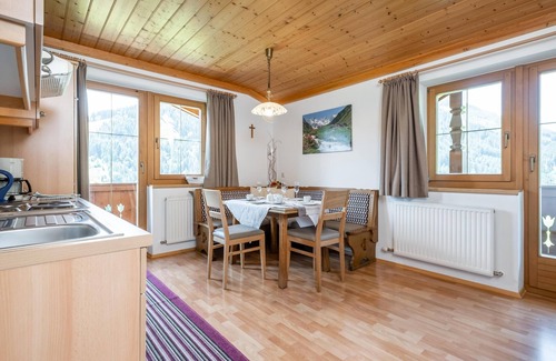 Vorderglemm Apartment | Spacious apartment with a great view