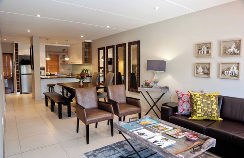 Stellenbosch Central Apartment | Spacious apartment in walking distance to wonderful restaurants in Stellenbosch