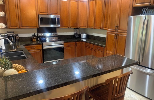 Poipu Condo | Spacious affordable 2br/2ba/3lanai remodeled condo, perfect location in Poipu!