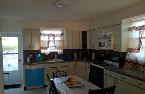 Atlantic Shores House | Spacious Air Conditioned 4 bed detached house near Miami Beach