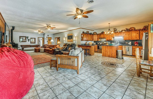 Alto House | Spacious Alto House on 8 Private Acres w/Hot Tub!