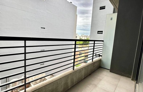 Balvanera Apartment | Spacious and bright apartment in Almagro, Buenos Aires, Argentina