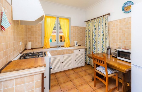 Cala Ratjada House | Spacious and bright flat with garage included in Conil de la Frontera