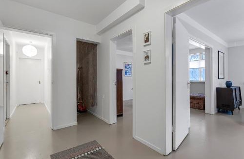 Vesturbær Apartment | Spacious and Central Apartment - 3 Bedrooms