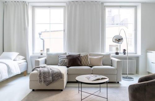 Punavuori Apartment | Spacious and central apartment with private sauna