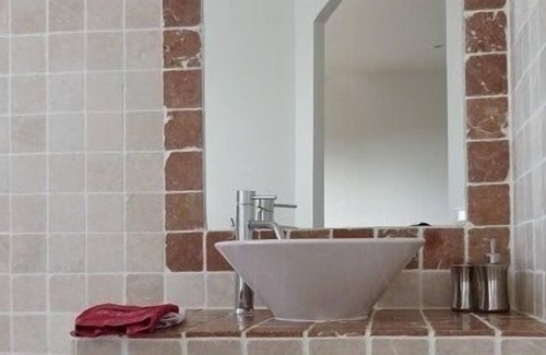 Lecci House | Spacious and comfortable modern villa