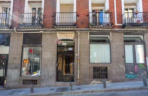 Embajadores Apartment | Spacious and comfortable in Lavapies.