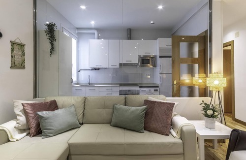 Bilbao City Centre Apartment | Spacious and cosy in the Azkuna Centre