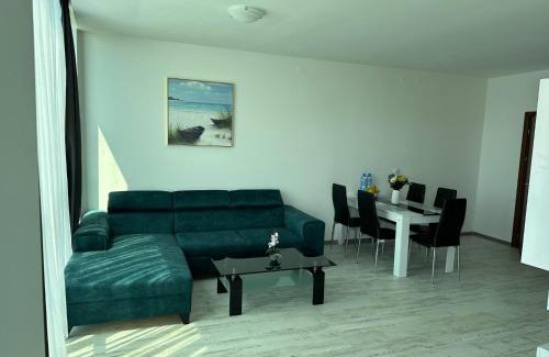 Primorsko Apartment | Spacious and cozy Apartment in complex Del Sol