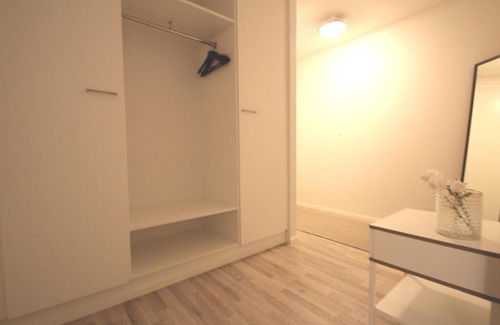 Hietalahti Apartment | Spacious and cozy studio apartment in Helsinki city center (ID 8568)