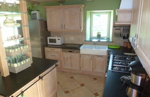 Espalem House | Spacious and luxurious cottage for 12 people in Espalem in Auvergne