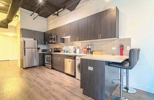 Prairie District Apartment | Spacious and luxurious apartment/sleeps 10 and with optional parking