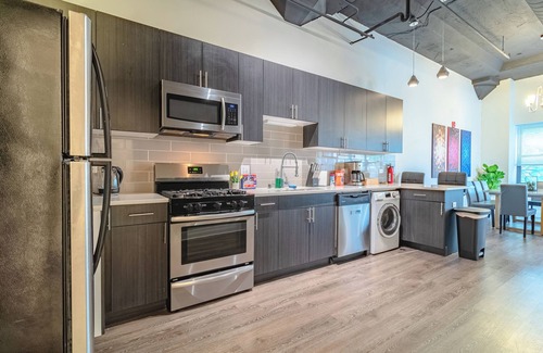Prairie District Apartment | Spacious and luxurious apartment/sleeps 10 and with optional parking
