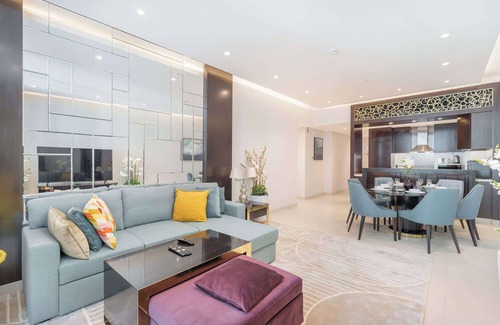 Downtown Dubai Apartment | Spacious and Modern 3 Bedroom Perfect for Family