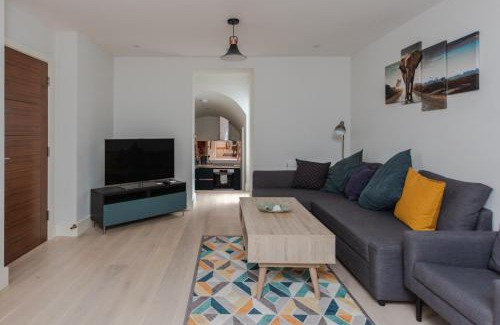 Pimlico Apartment | Spacious and Modern Apartment in Pimlico
