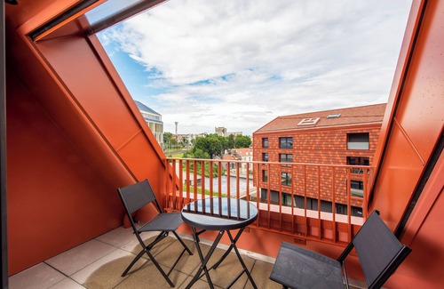 Besancon Condo | Spacious and peaceful, the T2 "COURBET" is ideal for 2 to 2 people.