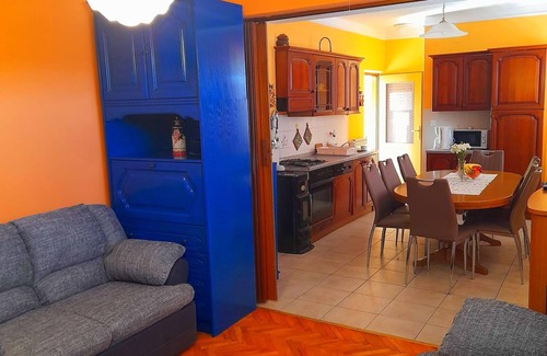Rab Apartment | Spacious and Sunny Apartment on Island Rab