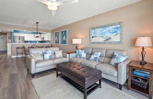 North Myrtle Beach Condo | Spacious and stylish condo is perfect for a beach getaway full of adventure, relaxation, and fun.