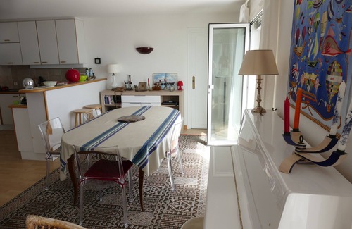 La Baule-Escoublac Apartment | Spacious apartment facing the ocean, very close to the center. Exceptional view.