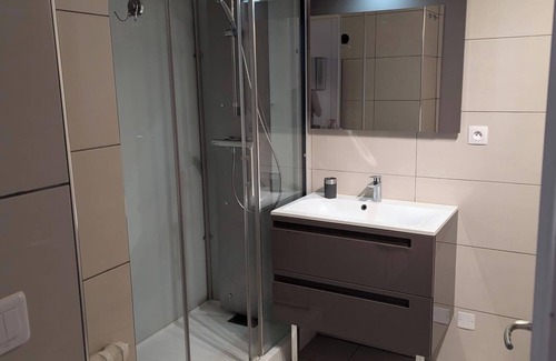Annecy Apartment | Spacious apartment, central location, close to the lake