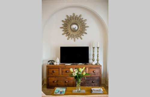 Gloucester Apartment | Spacious Apartment Close To Gloucester Quays And Docks