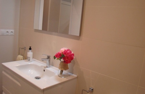 Santander City Centre Condo | Spacious Apartment in the center of Santander. Optional parking